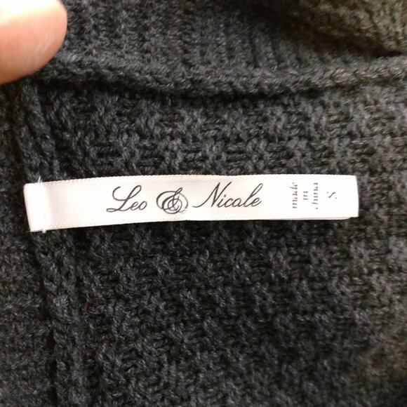 Leo & Nicole  Dark Grey/ Black Duster Knit Cardigan - Picture 11 of 13